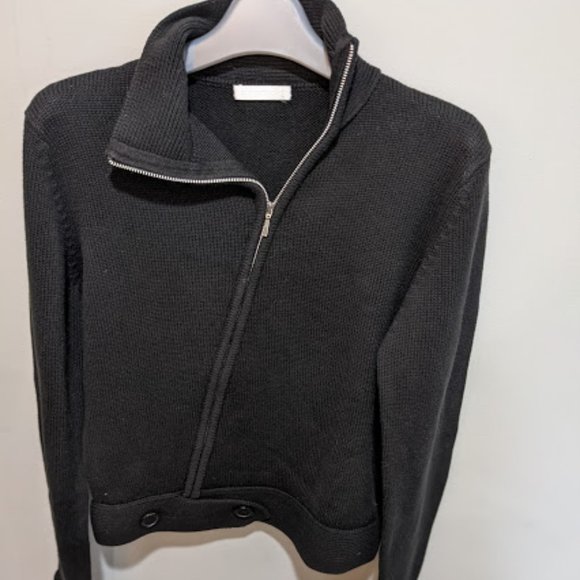 Knit moto style sweater with diagonal zipper - Picture 2 of 6